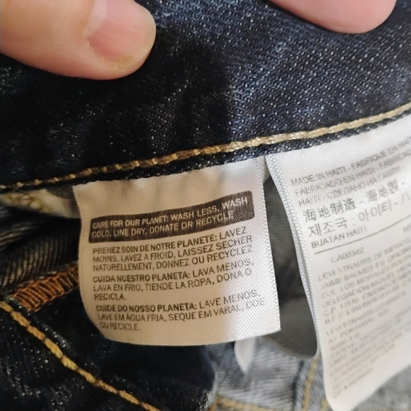 Classic Men's Straight Jeans in Deep Blue - Picture 3 of 12